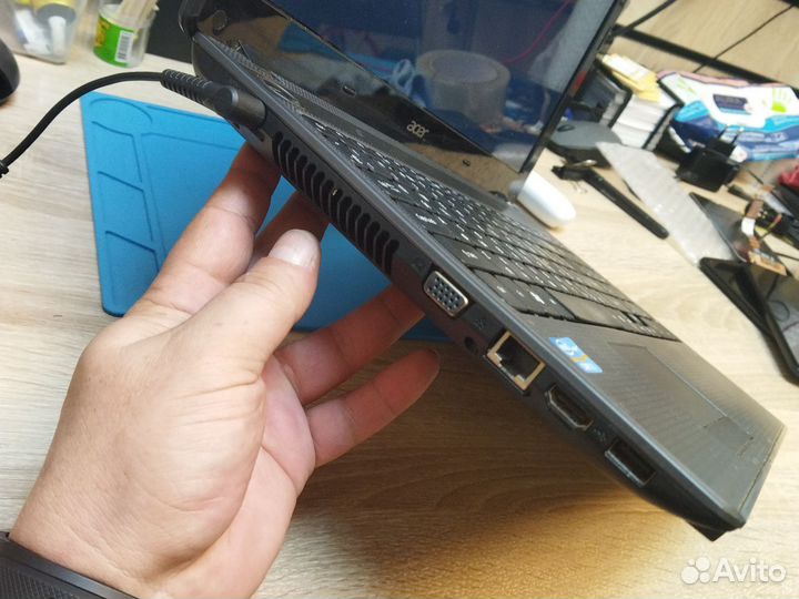 Acer aspire 5749