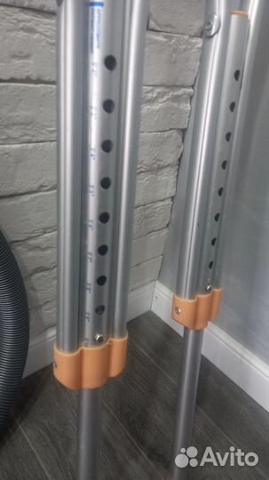 Костыли подмышечные