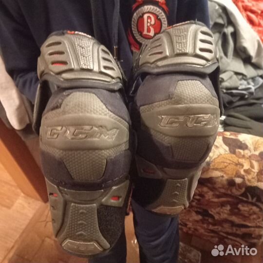 Налокотники хоккейные ccm sr