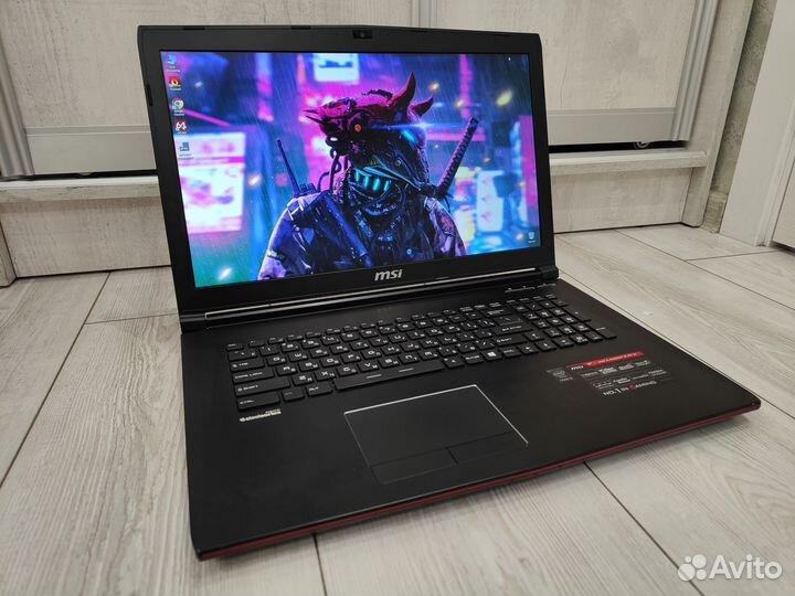 MSi 17.3 / Core i5 / SSD+HDD / GTX 2GB / 8GB RAM