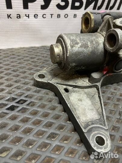 Клапан горного тормоза Volvo FH4 21991157