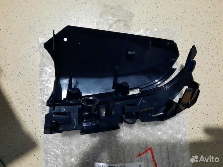 Крышка зеркала заднего вида левая Toyota Camry V70