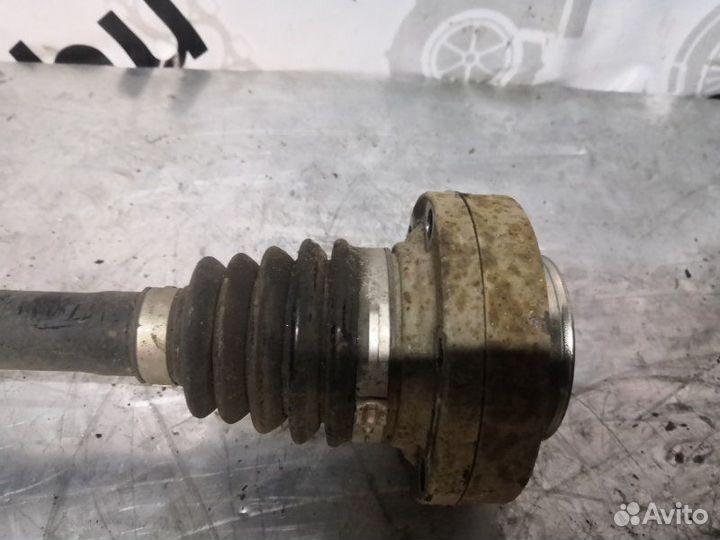 Привод задний левый Volkswagen Touareg 3.0 TD BKS