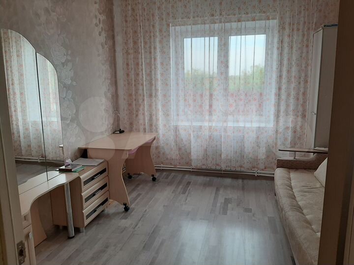 3-к. квартира, 78 м², 1/4 эт.