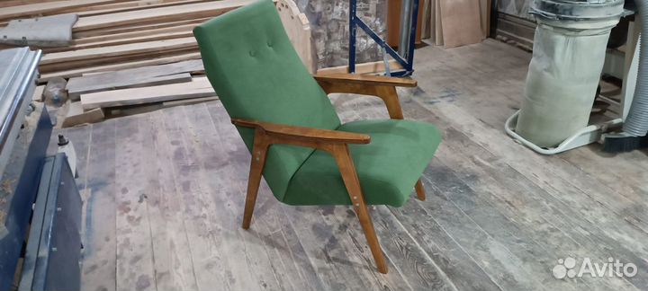 Кресло в винтажном стиле