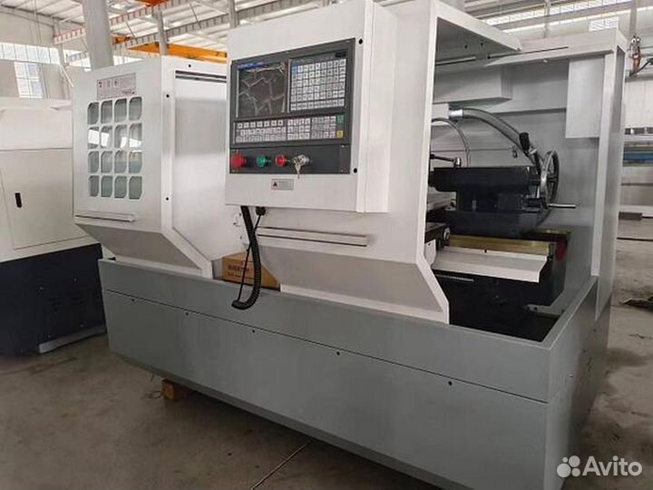 Станок токарный 6140/750