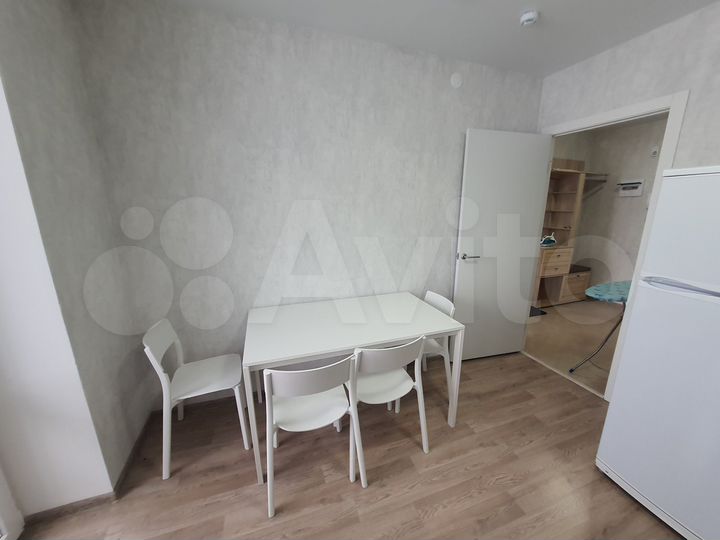 1-к. квартира, 35 м², 1/3 эт.