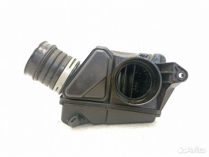 Резонатор воздушного фильтра Mercedes-Benz C-Class