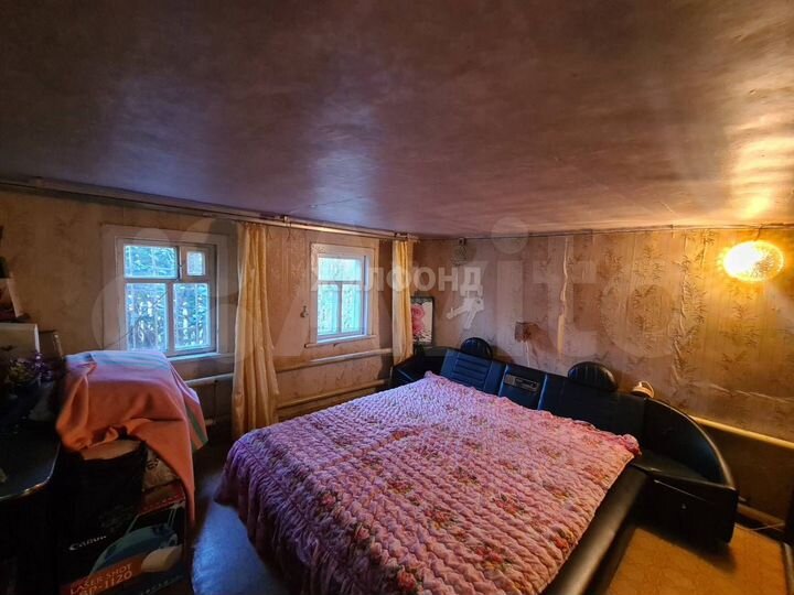 Дом 64 м² на участке 5 сот.