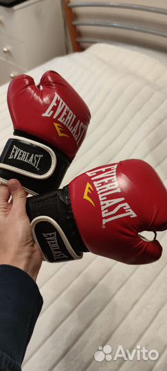 Боксерские перчатки everlast и груша 5 кг
