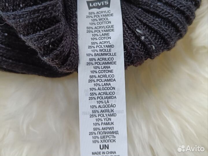 Шапка Levi's унисекс новая