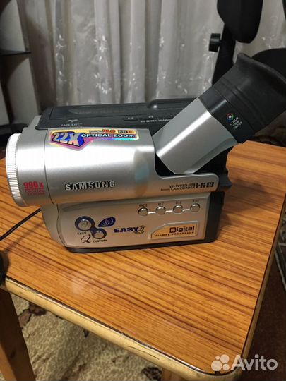 Видеокамера Samsung