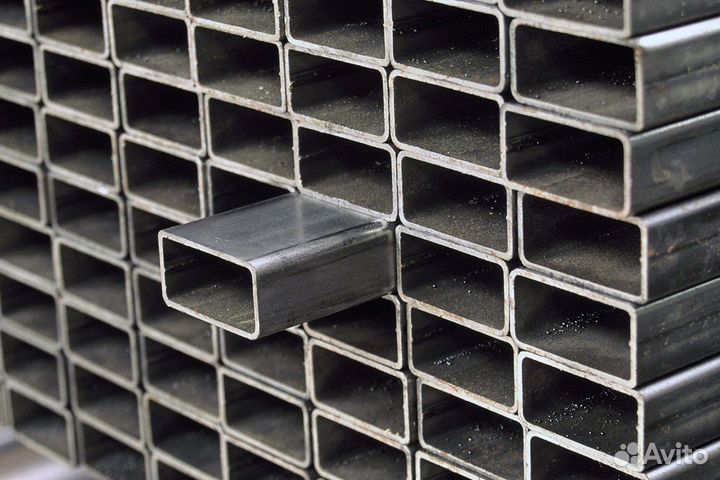 Профильная труба 80х80х2