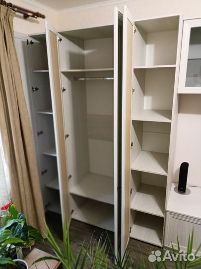 Стенка в гостиную бу