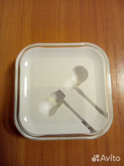 Футляр для наушников