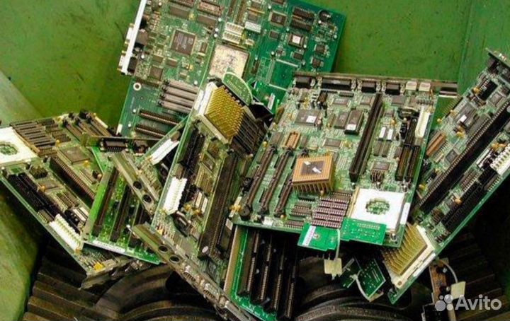 Радиоэлектронный лом. Лом электронных плат. Материнская плата после поколения пентиум 4. Продам платы компьютера. Продам платы компьютера.