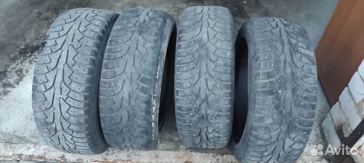 Nokian Tyres Hakkapeliitta 5 215/55 R17