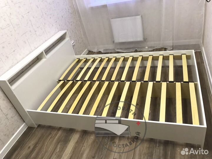 Кровать двуспальная