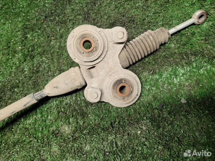 Тросик селектора АКПП на Subaru Forester 4