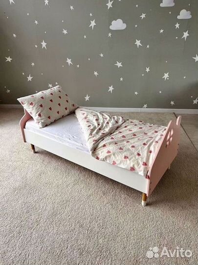Детская мягкая кровать с бортиками