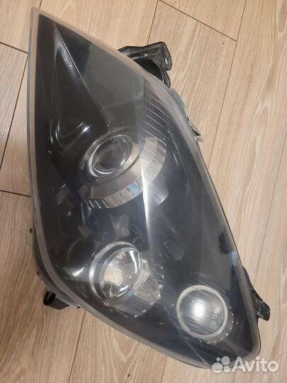 Opel astra h фара ксенон левая GM, правая depo
