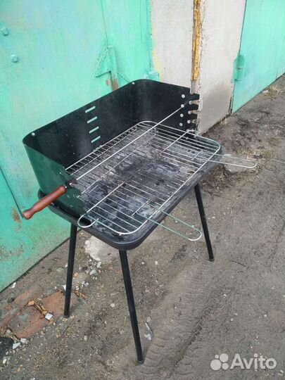 Мангал с вертелом Forester