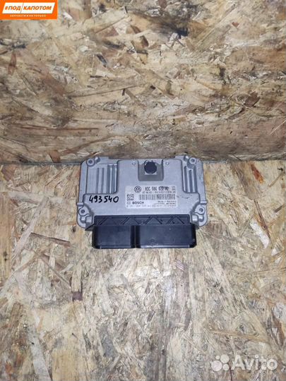 Блок управления двигателем Volkswagen 0261S04399