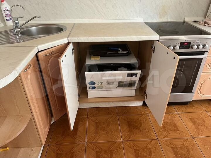 3-к. квартира, 93 м², 3/10 эт.