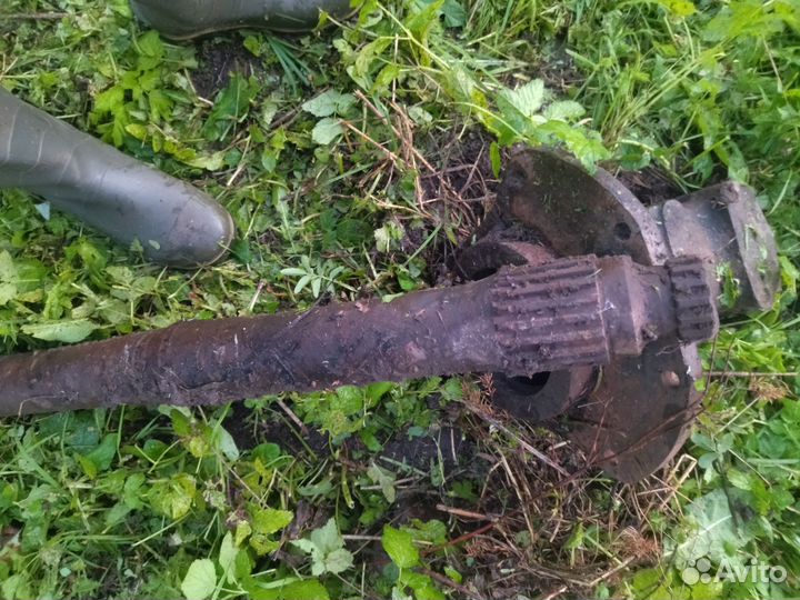 Полуось, чулок мтз