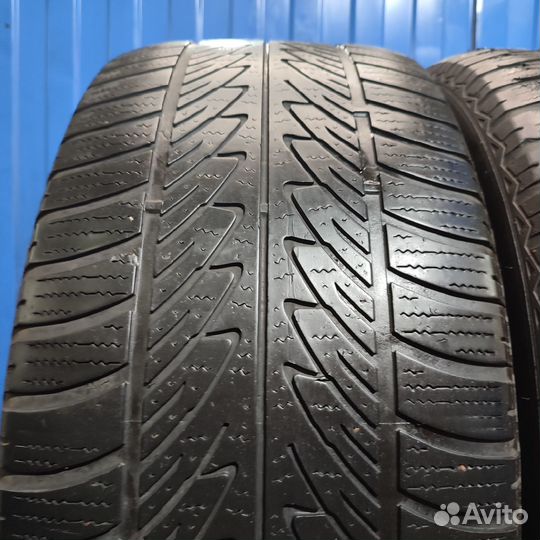 Goodyear UltraGrip 8 285/45 R20