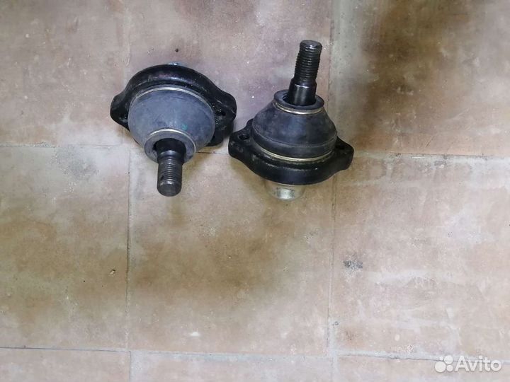 Шаровая опора верхняя ниссан кабстар