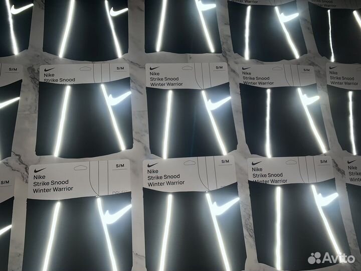 Новые снуды Nike рефлективные
