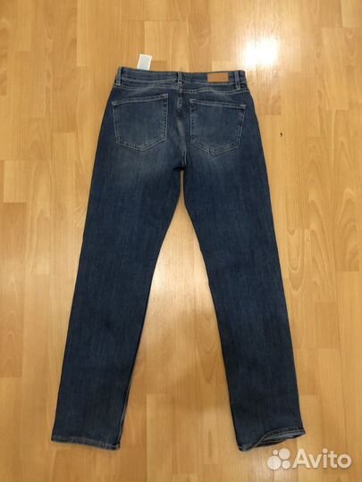 Джинсы