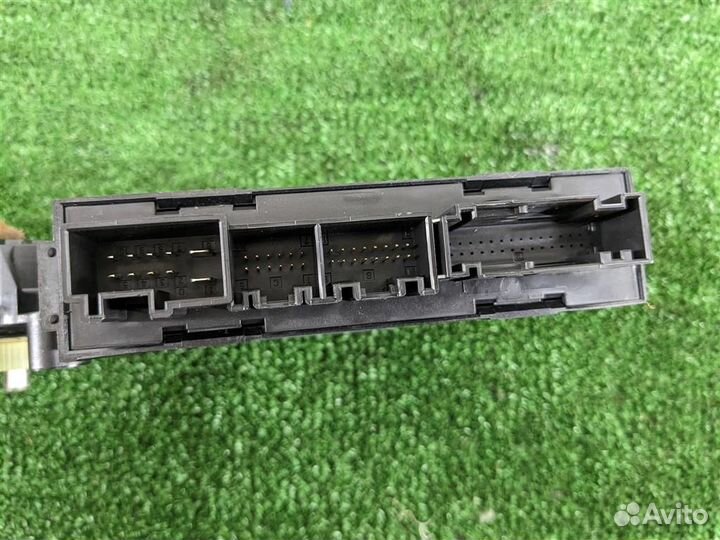 Мотор стеклоподъёмника задний правый volkswagen T