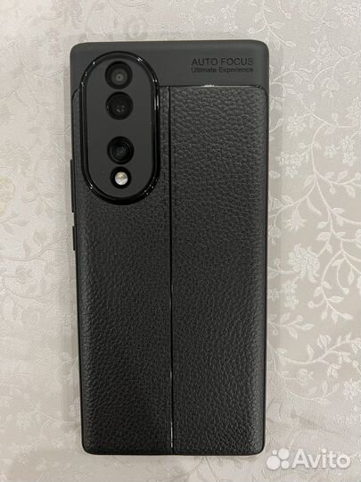 Чехол на Honor 70