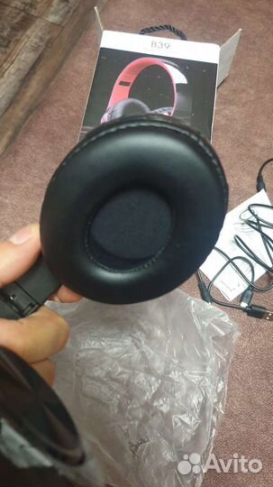 Беспроводные наушники