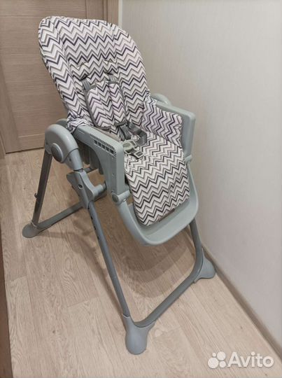 Стульчик для кормления Capella S-215