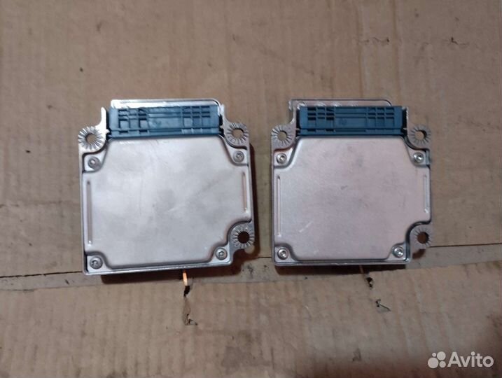 Блок управления подушками безопасности на Hyudai