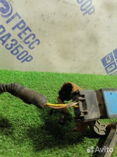 Датчик высоты дорожного просвета задний Volvo S40