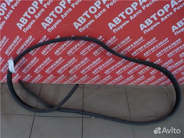 Уплотнитель двери передний правый LADA Largus