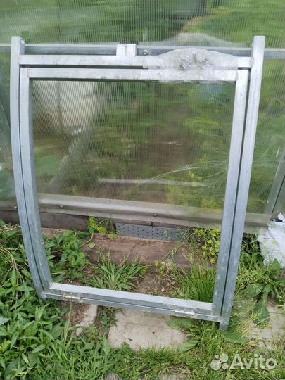 Форточка для теплицы