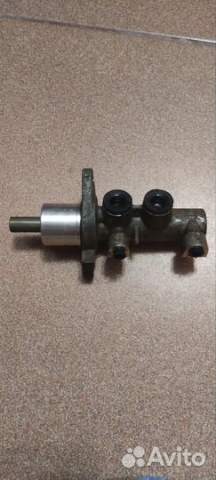 Тормозной цилиндр главный Калина/Приора с абс