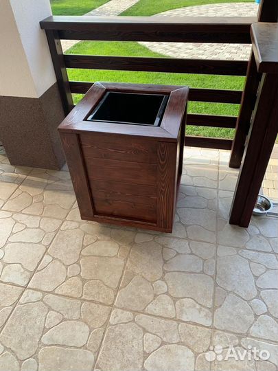 Кашпо под цветы