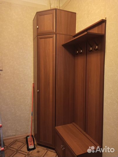 Прихожая угловая + комод с зеркалом
