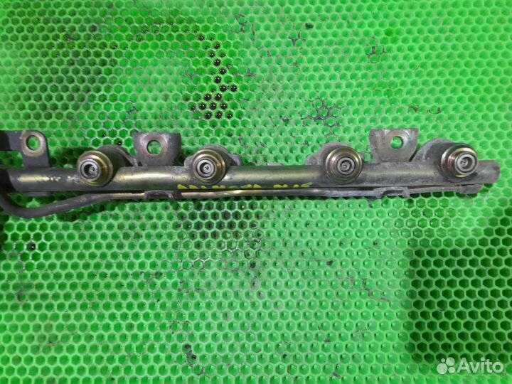 Топливная рампа Nissan Almera N15 Ниссан Альмера