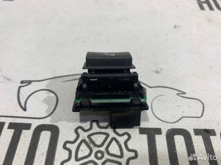 Кнопка парктроника Bmw 745 E65 N62B44 2004