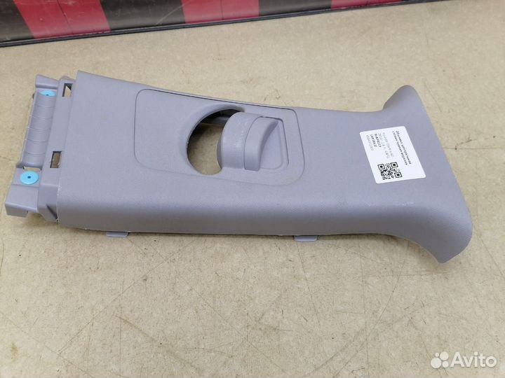 Обшивка центральной стойки правая Хюндай Элантра 6