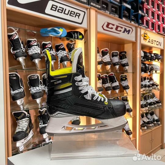 Коньки bauer supreme s35 sr