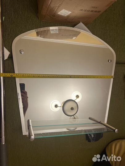 Зеркало с подставкой для ванной