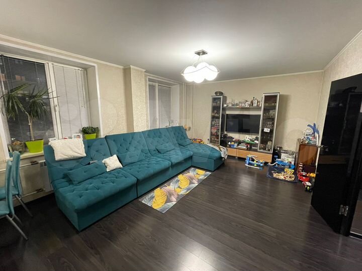 3-к. квартира, 81,4 м², 6/9 эт.